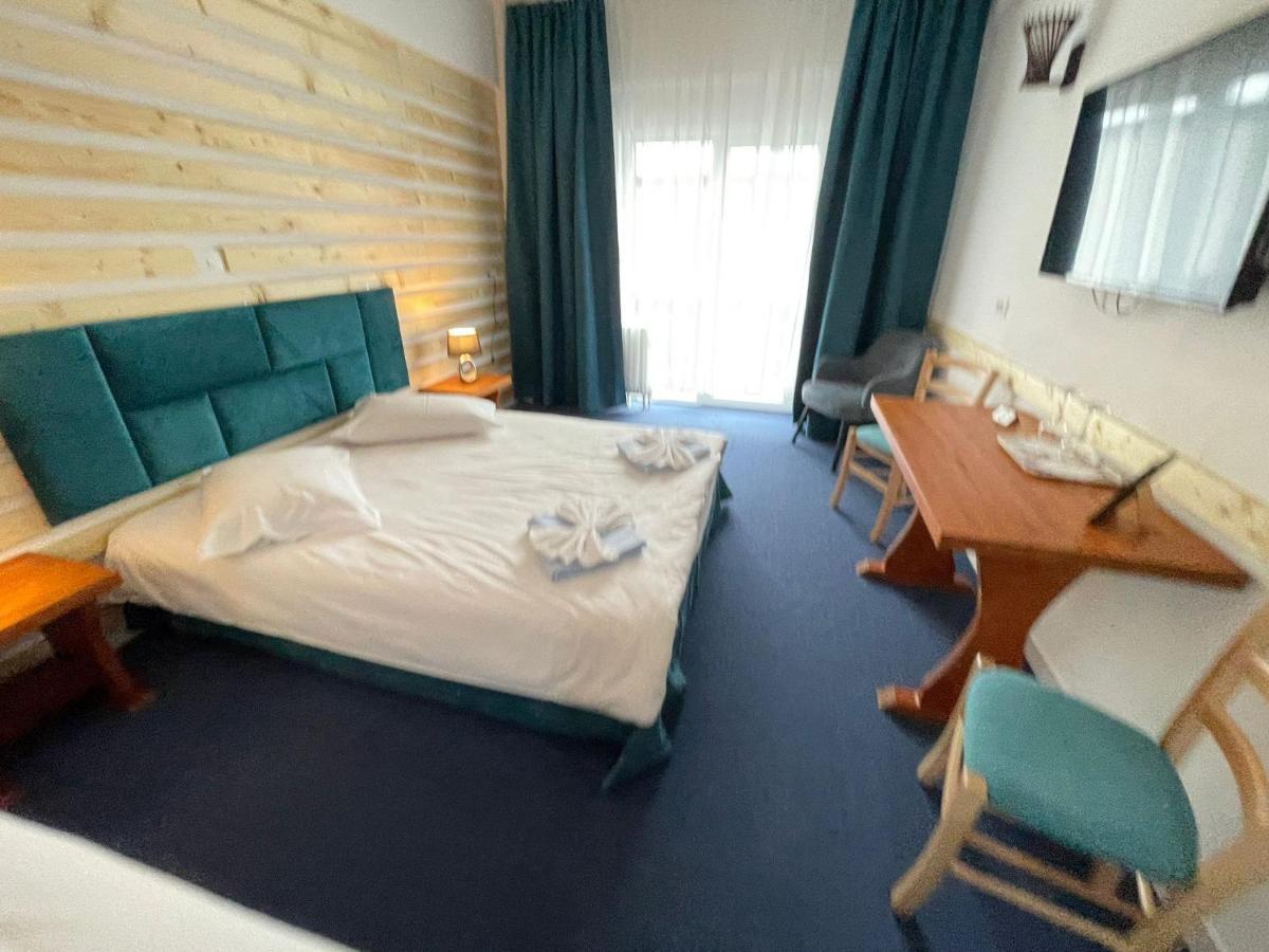 Sura Getilor Arinis Hotel 3*